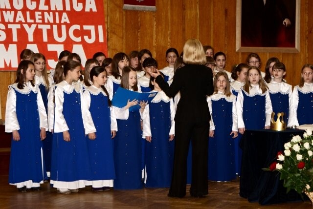 z4